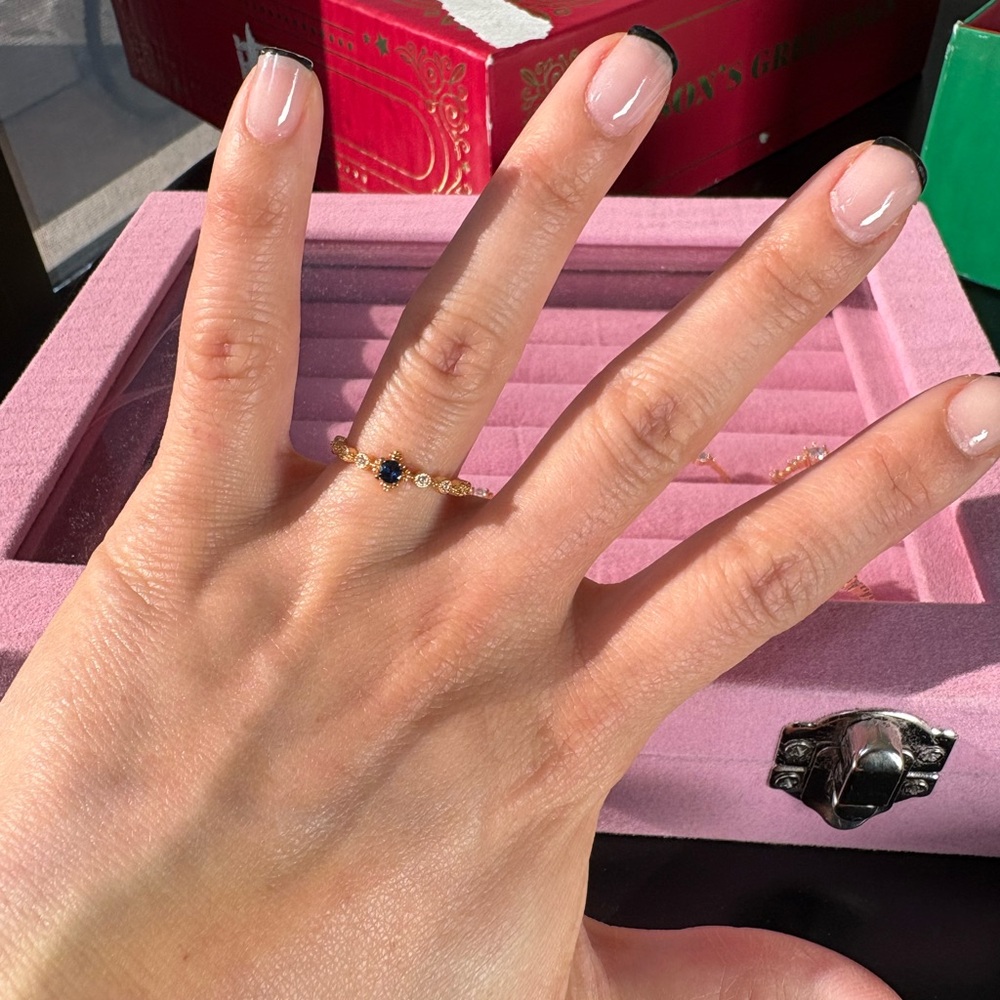 Beautiful rings size 5,6,9 14k rings with diamond